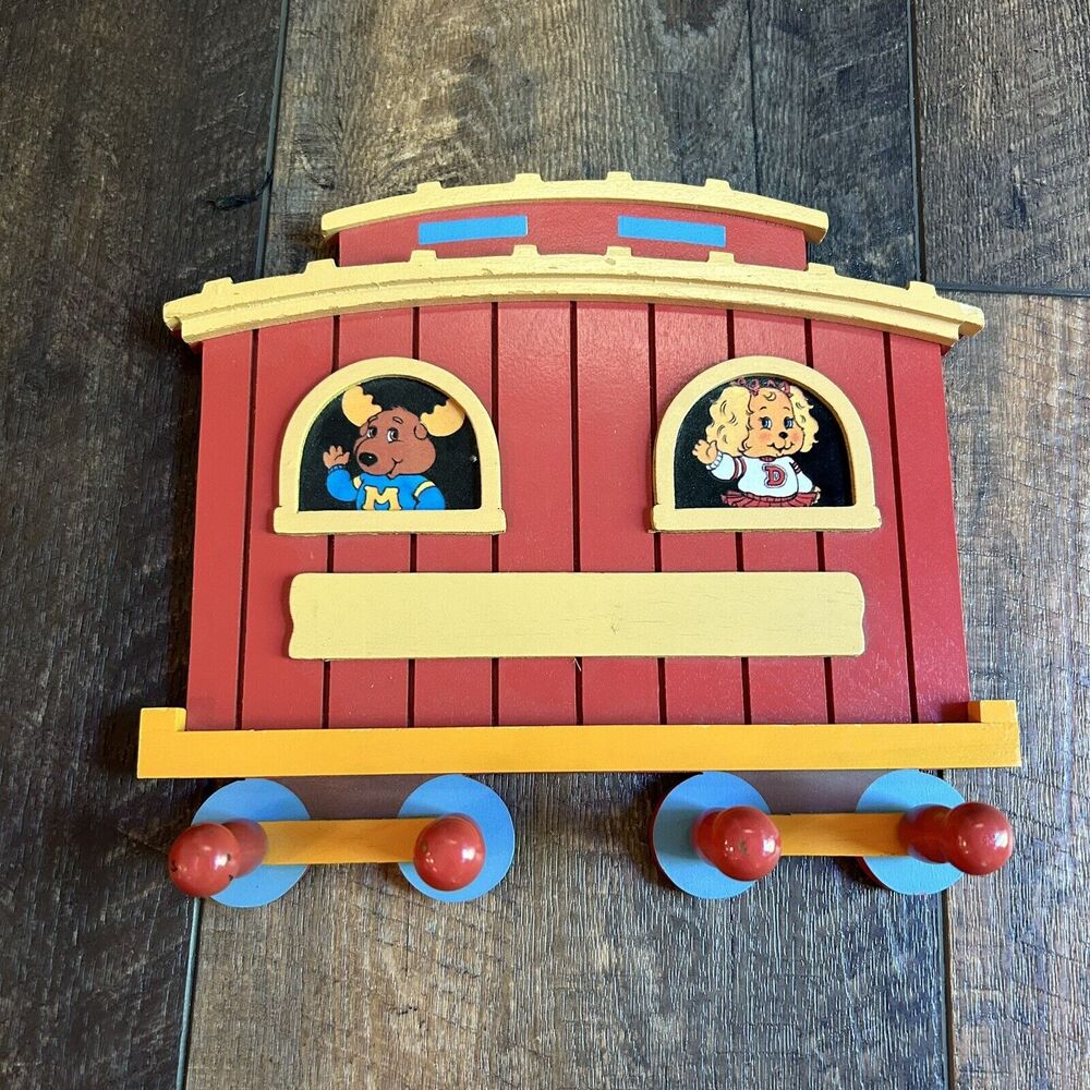 The Get Along Gang Clubhouse Caboose Secret Wooden Wall Hooks AG Vintage 1983